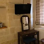 Cappadocia Balloon House 酒店 于尔居普
