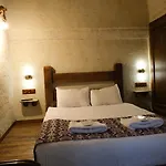 Cappadocia Balloon House 2* 于尔居普
