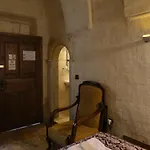 酒店 Cappadocia Balloon House 于尔居普