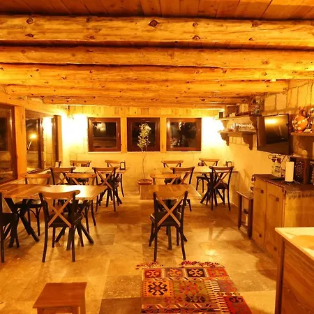 Cappadocia Balloon House Hotell 2*