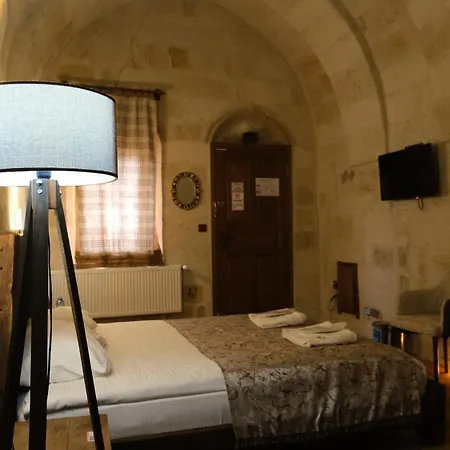 Cappadocia Balloon House 酒店 于尔居普