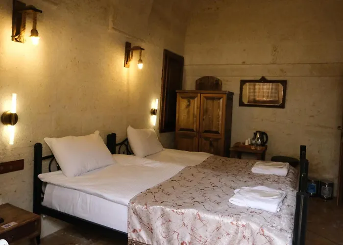 Cappadocia Balloon House 酒店 于尔居普