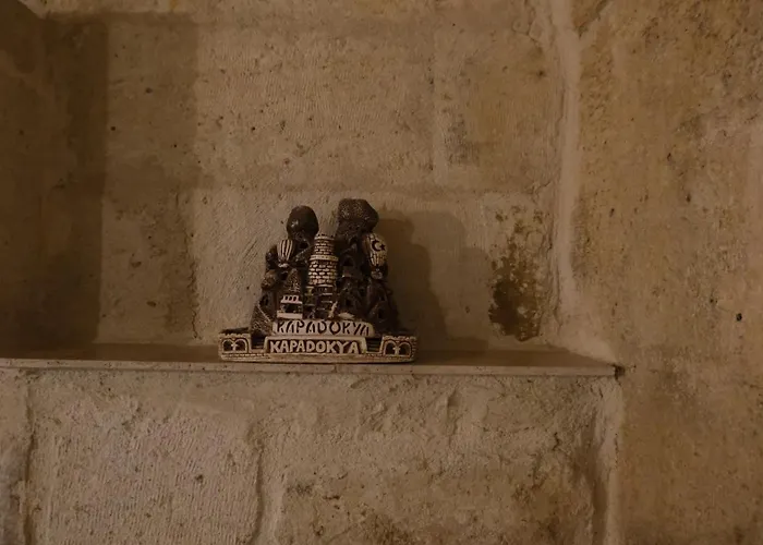 Cappadocia Balloon House 酒店 于尔居普